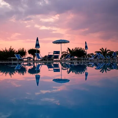 Agriturismo Ninea ريكادي